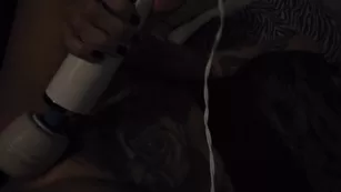 Emanuelly Raquel showing сиськи on shopping center park реальный порно реальный секс 1