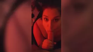 tenderpeachxx Red light special 3 parts BJ Edition pt 1 шоу чат реальный порно