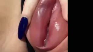 MILKINMAISIE Taking off мой киска pump Look how swollen i am! Xx shall i fuck it чат реальный порно реальный секс