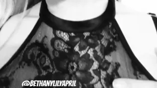 Beth Lily black outfit чат реальный порно реальный секс