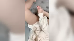 rosaverte soft smooth legs and delicate feet. perf шоу чат реальный порно реальный секс