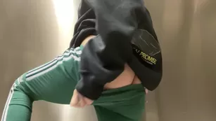 ogaquafina airport bathroom vibes шоу чат реальный порно реальный секс