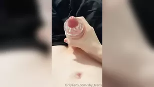 shy_trans someone bought me a toy tyty feels rly хорошо шоу чат реальный порно реальный секс