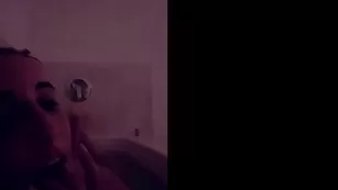 christina khalil чат реальный bath video просочившийся