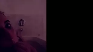 christina khalil чат реальный bath video просочившийся