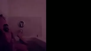 christina khalil чат реальный bath video просочившийся