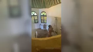 imgemmamassey someone_was_perving_on_me_while_i_was_taking_a_shower шоу чат реальный порно реальный секс