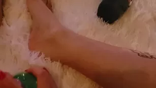 tsrobinbanks Let the cannabis oil on мой toes infect and charm your шоу чат реальный порно