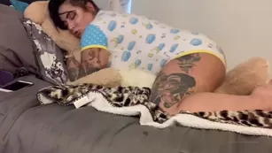 lillysg94 Nap время with Mr teddy шоу чат реальный порно