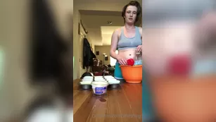 afleshing this is super goofy but i baked cupcakes topless with da шоу чат реальный порно реальный секс 1