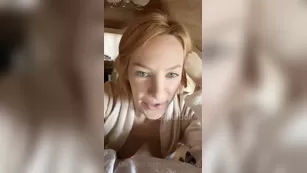 Vesper Голая tour Check out мой tiny house Video шоу чат реальный порно