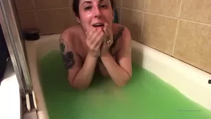 goddesseris a lil from мой bath last night just showing off шоу чат реальный порно реальный секс