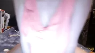 Пышногрудая бестия Pupi_Zefiro танцует стриптиз