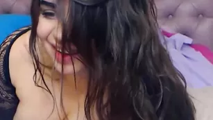 Пылкая AngelSweet23 наслаждается оргазмом во фри