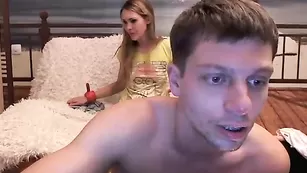 Озабоченная парочка SwingparaIY любит оральным секс