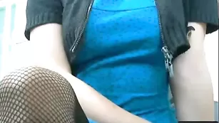 Рыженькая шлюшка xyjiurahka шалит на работе