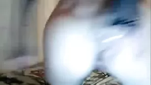 Белокурая шкура Divva трахает очко в привате