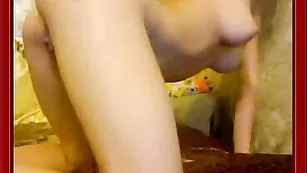 Грудастая кокетка mar999999 трахает киску пальчиками