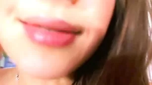 Роскошная нимфа SexySu4ka позирует обнаженная