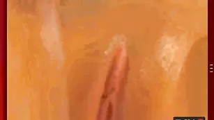Божественная русская SexySu4ka шалит в ванной