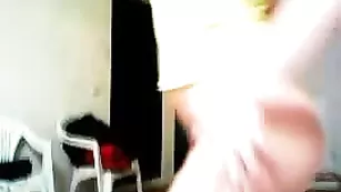 Потрясающая Kamasutra вертит аппетитной жопой