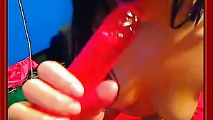 Пышногрудая Nelechka обнажается в привате