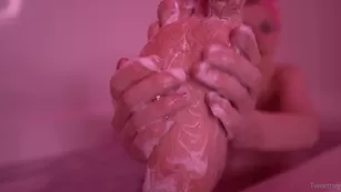 tweetney шоу чат реальный порно реальный секс