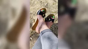 sexyfeet47 this_clip_is_for_my_little_foot_bitch_boys_with_little_peanut_between_their_legs_sph шоу чат реальный порно реальный секс