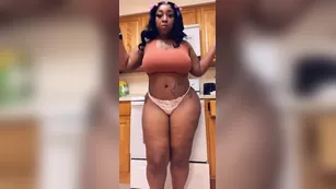 fineassmercedes food make me so happy i start twerkin шоу чат реальный порно реальный секс