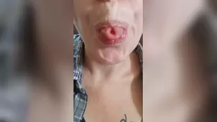 tonguegoddess шоу чат реальный порно реальный секс
