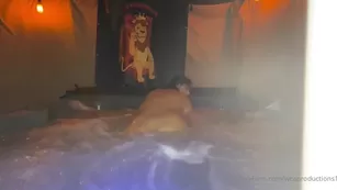 wcaproductions1 Hot Tub Quickie Секс With iamhelenaprice шоу чат реальный порно