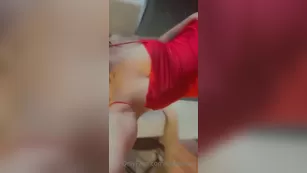 alvesm I love this red dress шоу чат реальный порно