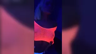 Layna Boo neon snapchat premium 2018/06/05 реальный порно реальный секс
