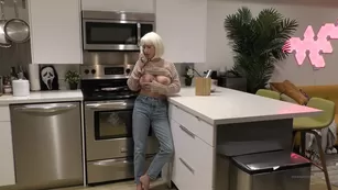 April Oneil Video 080 шоу чат реальный порно