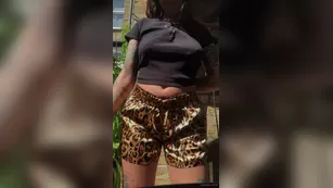 goddessprick having a lil dance in the sun шоу чат реальный порно реальный секс 1
