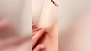 Cora Kisses playing in front of mirror snapchat premium реальный порно реальный секс 1