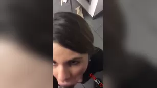 Crystina Booty Queen mall restroom минет чат реальный порно реальный секс