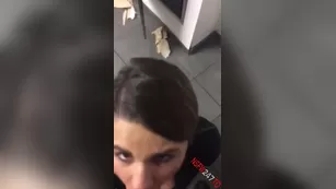 Crystina Booty Queen mall restroom минет чат реальный порно реальный секс