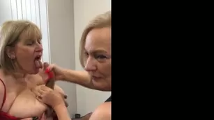 cathandannabel An oily дилдо tit fuck Watch as Anna rubs the oil шоу чат реальный порно