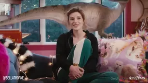 bellathorne Hello hellooo Going to post a co шоу чат реальный порно