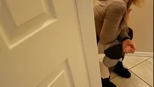 Mya Lane House Hunting and Flashing- 2 clips in 1 реальный порно реальный секс 1