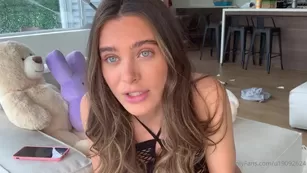 lana rhoades 011 шоу чат реальный порно реальный секс