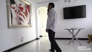 Empress Jade Industry Invaders-Getting Head from Thick Roomate's Girlfriend