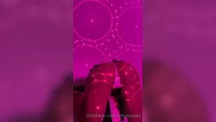 kittyroyales Shake shake shake шоу чат реальный порно