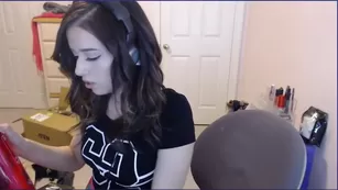 pokimane big tight booty дразнит просочившийся twitch streamer video