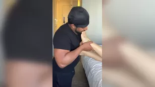 beautiifulliza the_way_he_sucked_n_licked_my_feet_my_gawwwwddddd_he_know_he_one_of_my_favorites_always_so Адалт вэбкамс чат для бесплатное порно реальный секс