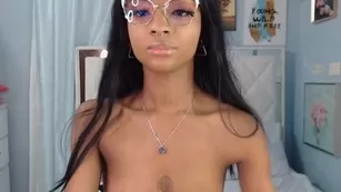 alika_houston_04072021_1134_female_chaturbate