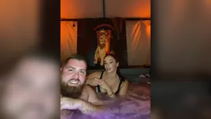 wcaproductions1 Голая hot tub Q A with sheenaryder1 Адалт вэбкамс чат для бесплатное порно