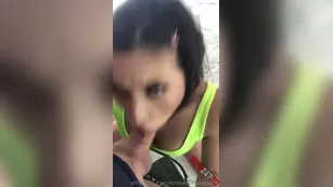 Brooklyn Gray сосет his dick порно реальный секс