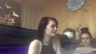 kinkyshitanddepression Full hot tub play Адалт вэбкамс чат для бесплатное порно
